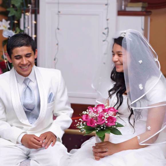 Meet your Posher, Lisandra - Picture 1 of 1